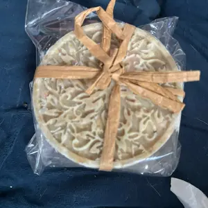 Handmade Organic Honey/Oatmeal Goats Milk Soap - Body Care, Comfort, Natural Ingredients