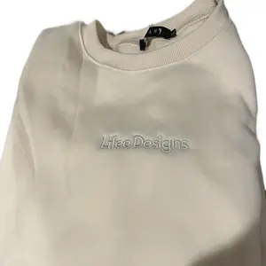 Efan Brand Women's Crewneck Sweater Pullover Sweatshirt for Comfortable Womenswear - Hoodie