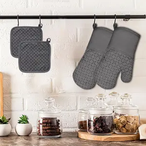 Oven Gloves Baking Gloves Thick Silicone Oven Gloves and Pot Cushion Set, Heat-resistant, Non-slip, BPA-free Gloves, Suitable for Barbecue, Baking, Cooking, and Is Very Suitable for Hot Vegetable Pots Essential Kitchen Accessories Bakeware Holder Machine