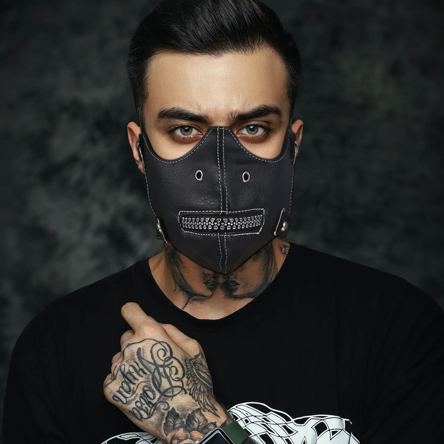 OIDEA Adult Skull Motif PU Leather Half-Face Motorcycle Mask - Functional Zipper, Adjustable Band, Copper Hardware, Secure Fit, Windproof Dustproof Face Covering for Biking, Outdoor Adventurers, Moto Enthusiasts, Party Accessory