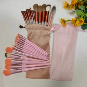 28pcs Multi-Functional Soft Bristle Makeup Brush Set, Ideal for Liquid, Powder, and Cream Cosmetics, Comfortable and Easy to Clean
