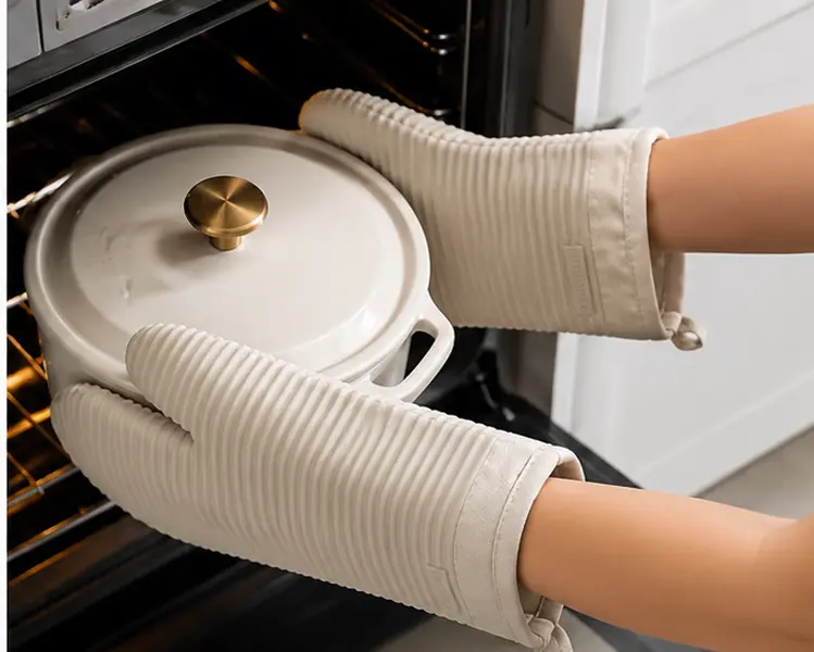 itchen Silicone Oven Mitt Set, 2 Heat Resistant Non-Slip Cooking Gloves with Cotton Lining, Waterproof, 7.5" x 13", Milkshake Tan