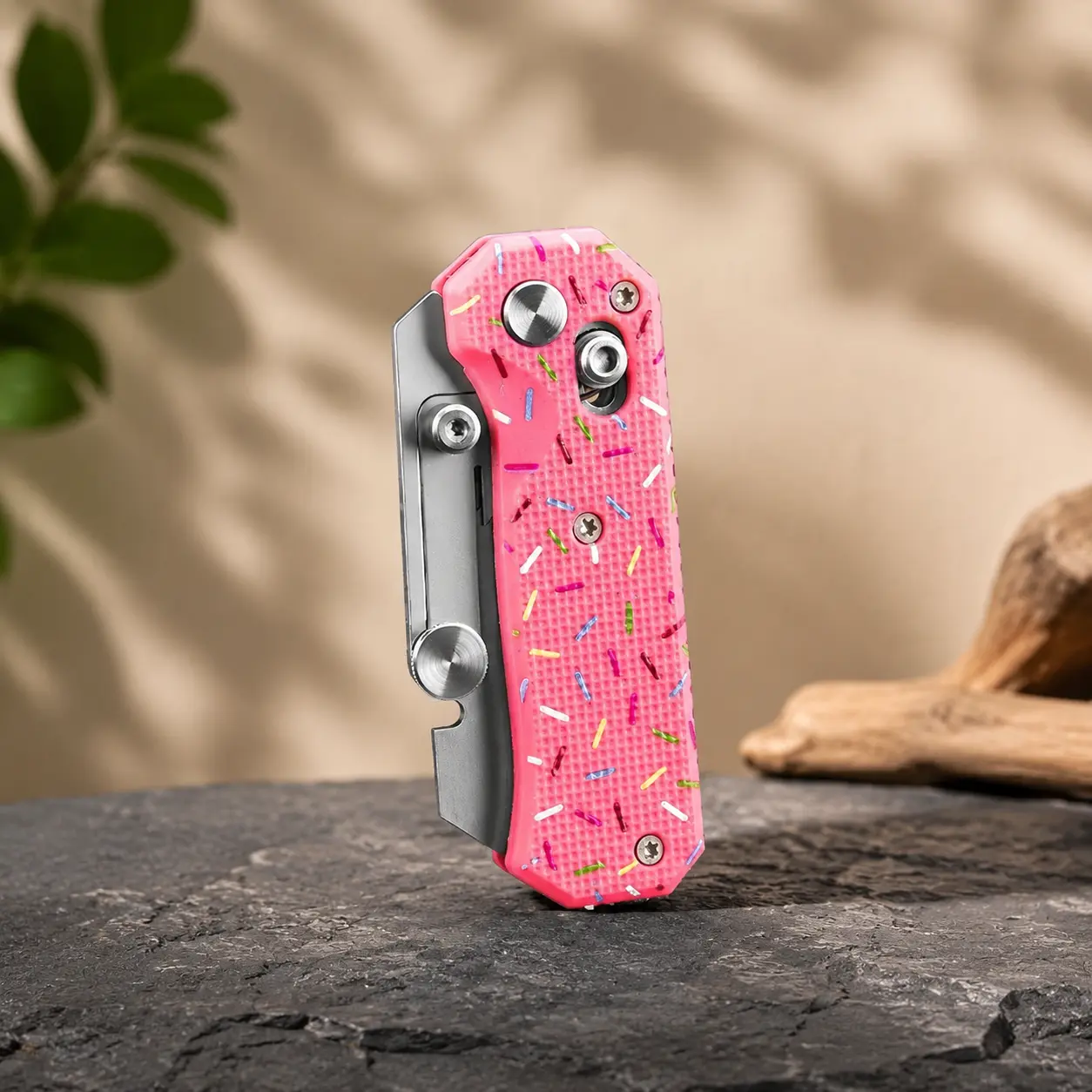Compact Folding Utility Knife – Quick-Change Box Cutter with Rail Lock, EDC Razor Tool with Pocket Clip for Office, Outdoor & Hiking Use