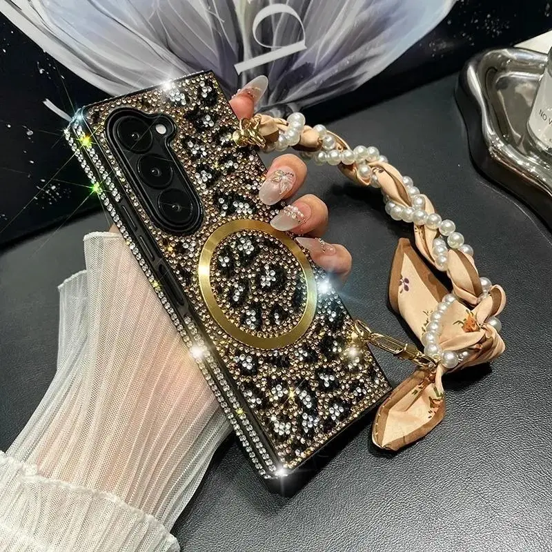 Compatible with Z Fold7/Z Fold6/Z Fold5/Z Fold4/Z Flip 7/Z Flip 6/Z Flip 5/Z Flip 3 Rhinestone-decorated phone case with  lanyard, fashionable phone protective case-HN613
