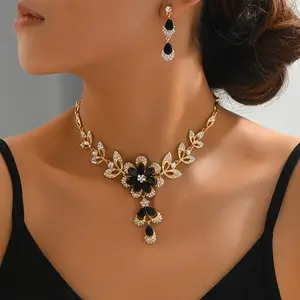 2 pieces/set of new creative and exquisite cubic zirconia and exquisite floral design lady fashion necklace earring set-luxury light luxury jewelry set as a gift for female friends