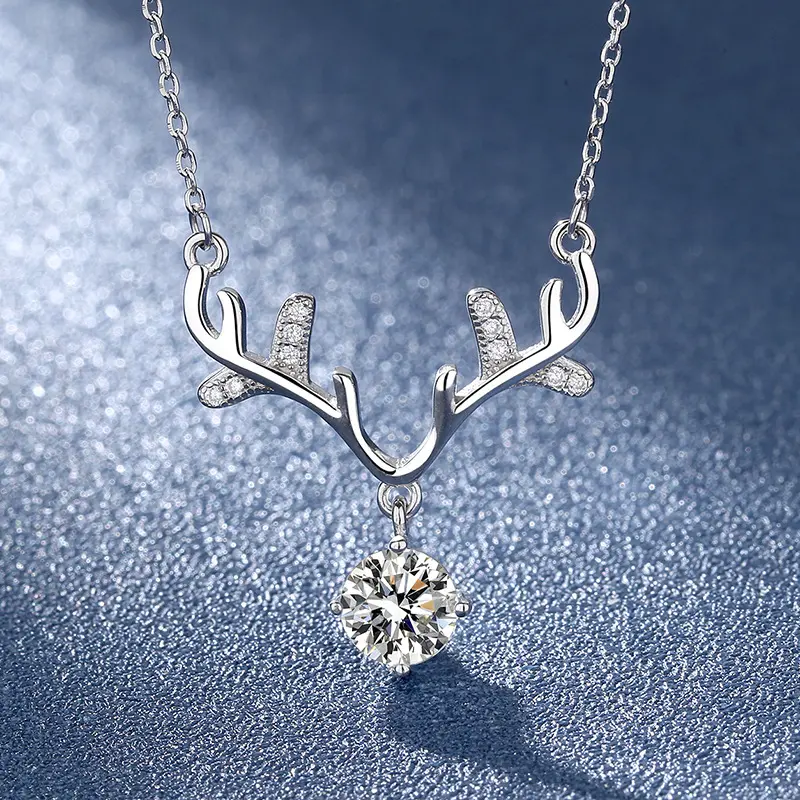 Antlers necklace 1 carat