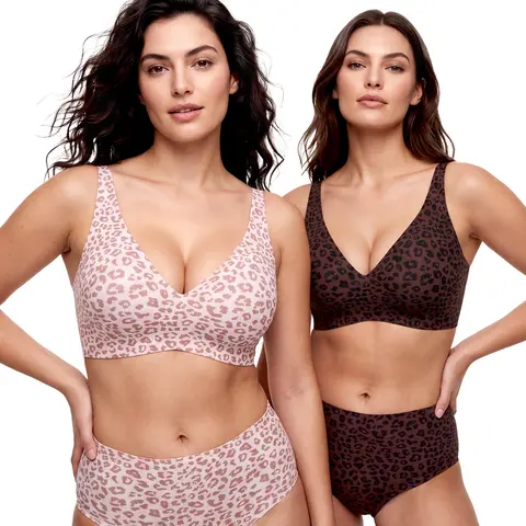 VRCOMFY Women's Deep V Seamless Wirefree Bra Full Coverage No Underwire Everyday Comfortable Padded Bra for EvryDay Wear in Chic Nylon Blend Fit Elegant Wireless
