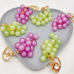 2PCS Jelly Grape Keychains, Creative Cute Bubble Jelly Grape Cluster Keychain Emulational Fruit Car Key Students' School Bag Pendant Gift