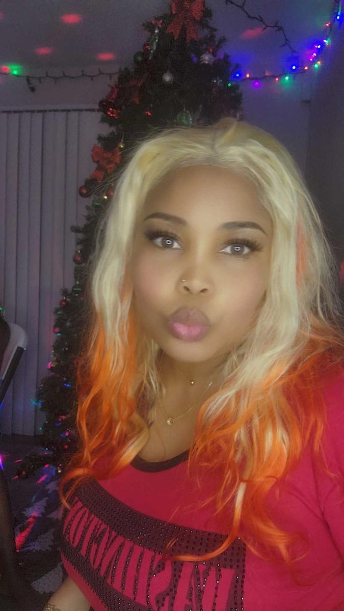 Item: Pumpkin Queen, Length 20 inch