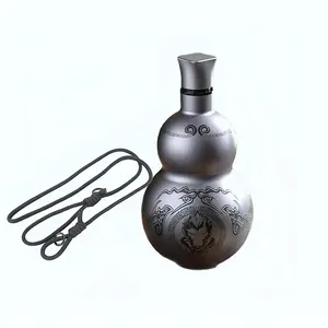 Stainless Steel Bottle, 1 Count 17oz/500ml Retro Water Bottle, Travel Accessories, Leakproof Water Bottle, Portable Sports Water Containers Bottle for Gym, Travel, Summer Cool Bottle, Travel Tumbler
