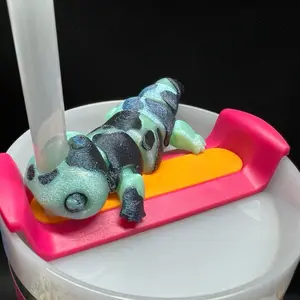 Salamander Straw Buddy Friend Tumbler accessory Animal Fidget