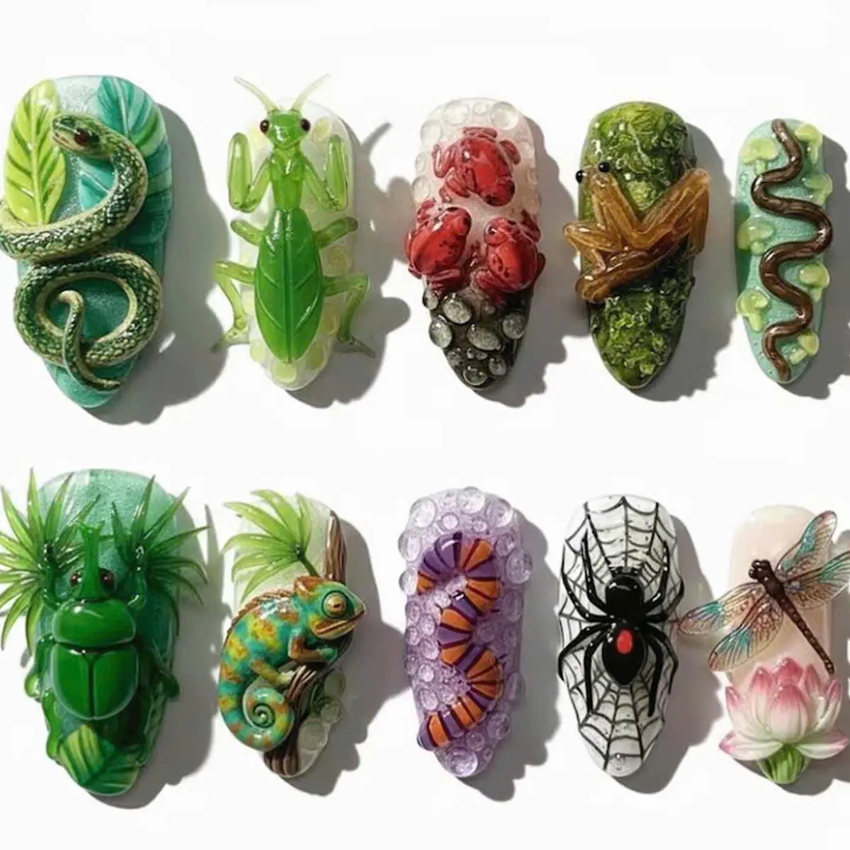 3D Green Insect Animal Press-On Nails, Handmade Reusable Soft Gel Set for Nail Art Decoration