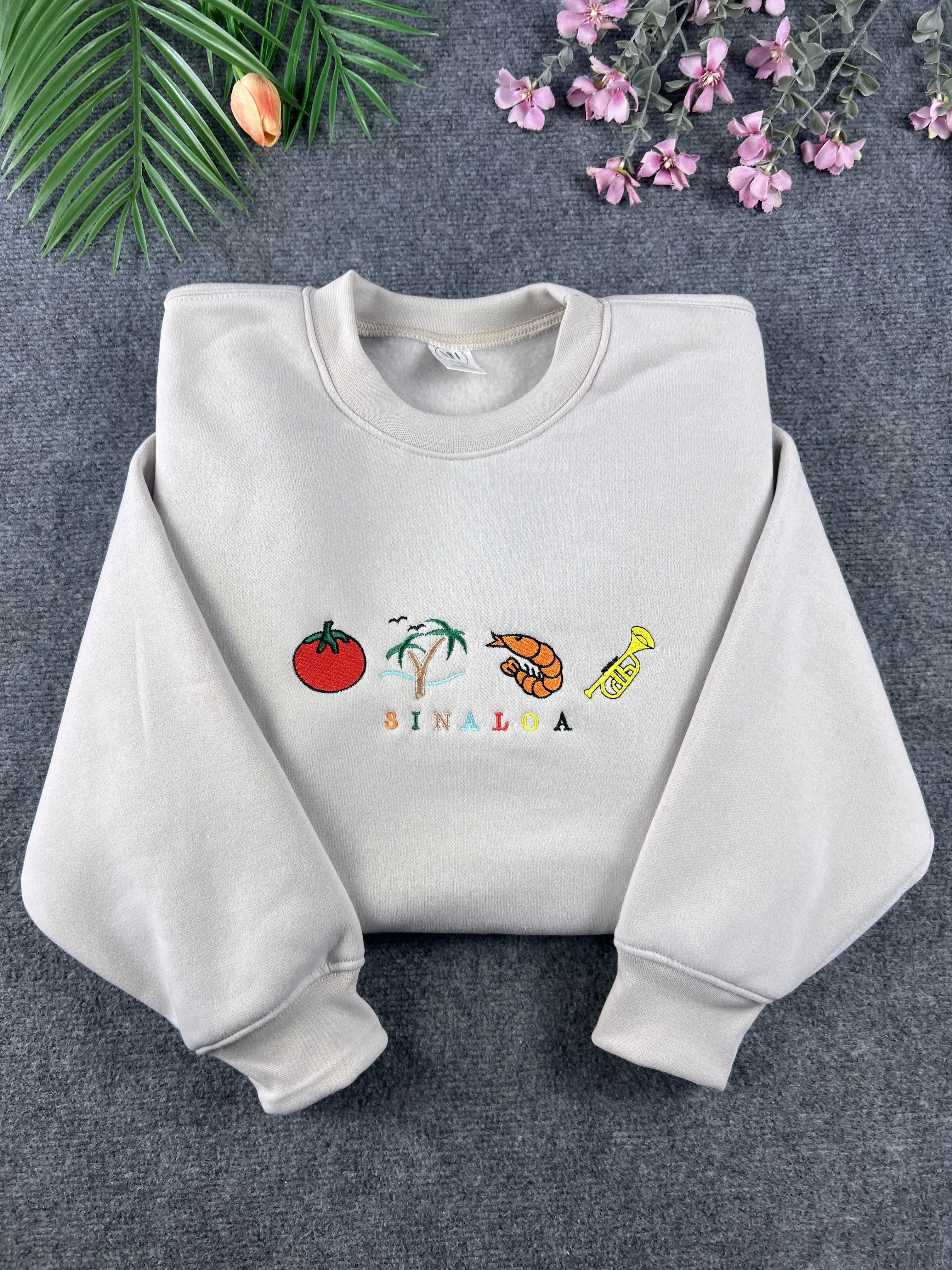 Sinaloa Embroidered Sweatshirt, Mexico Culture Machine Embroidery, Trumpet sweatshirt, Beach art