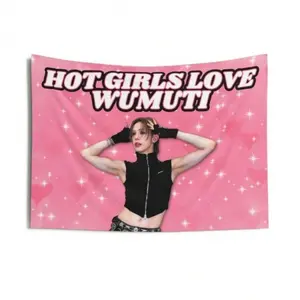 1 Piece Xlov Wumuti  Evol Concert Tour Merchandise Banner - Horizontal Version, Suitable For Decoration, Dorm Rooms, Fan Caves. Features The Iconic "Hot S" And Xlov Wumuti, K-Pop Themed Party Decoration,  Fan Gift