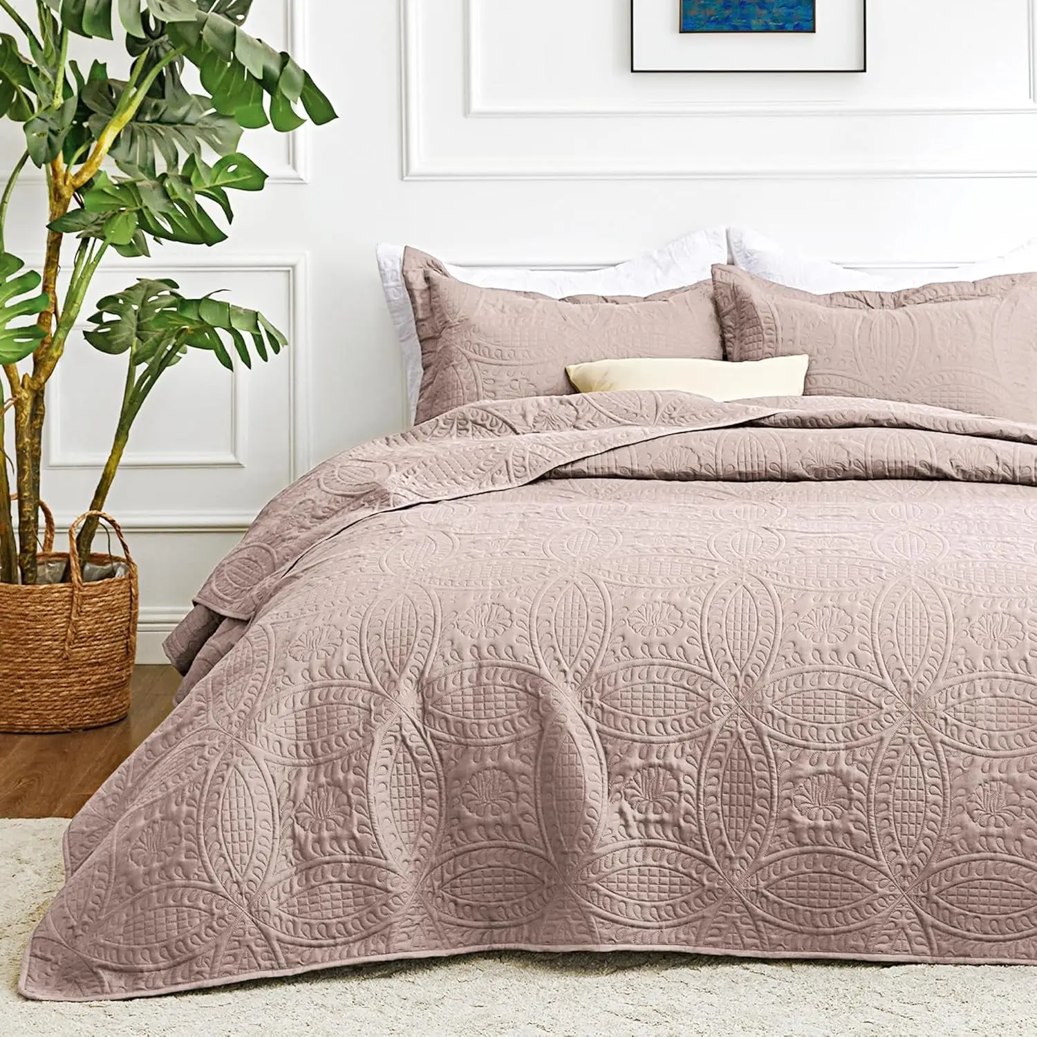 King Quilt Bedding Set — Lightweight 3-Piece Coverlet (Burlwood)
