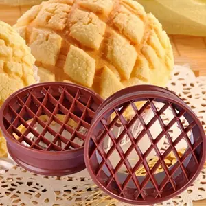 Biscuit Baking Ring Tool Hollow Print Sweet Sweet Worker Cake Press Bread Mold - Baking Tool for Bread, Cake, and Biscuit - Lattice Design for Perfect Results - Ideal for Home Kitchen