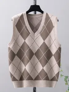 Men's Sleeveless Knitted Vest Gilet, Casual V-Neck Sweater, Regular Plaid Pattern, Suitable for Autumn and Winter Seasons