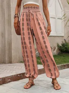 A women's geometric print ankle-length casual wide-leg pants suitable for autumn and versatile in all occasions