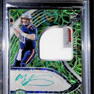 Panini 2021 Spectra RPA Mac Jones Auto Neon Green Prizm /35 Hot Card with Authentic Jersey Swatch