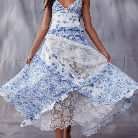 Women's  Floral Maxi Dress, Spaghetti Strap V Neck Backless Lace Ruffle Tiered Long Dresses for Summer Beach Wedding Cocktail Party Cute Fashion