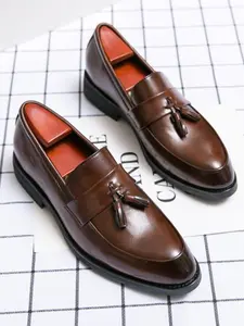 Leather Tassel Loafers - Classic Slip-On Design, Premium Quality Material for Comfort & Durability, Sleek Flat Sole for All-Day Wear, Versatile for Business Meetings, Office Commute & Daily Casual Outfits, Stylish Elegant Footwear