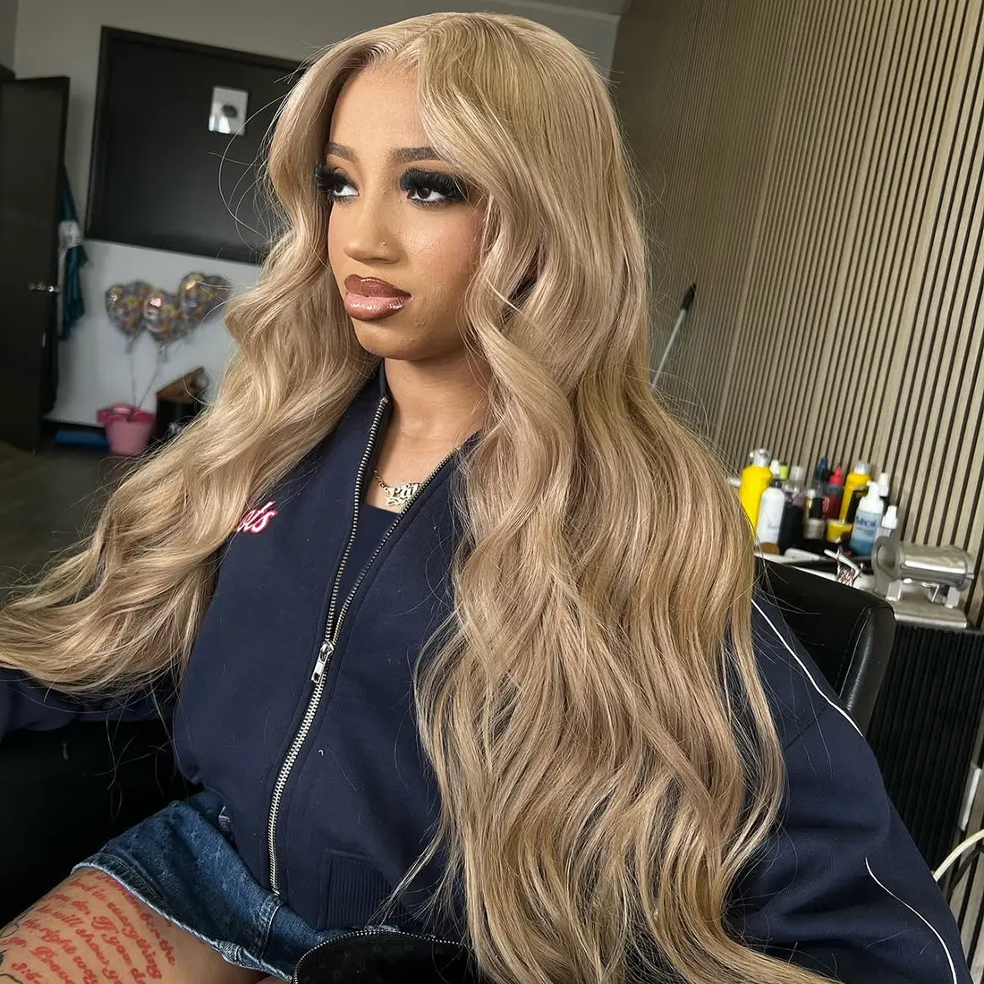 200 Density Ash Blonde Human Hair Body Wave Wigs 13x6 Lace Front Wigs for Women 13x4 Lace Front Straight Wigs Pre Plucked Blonde Wigs