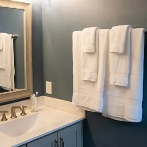 Bliip Box | Bathroom: Bath Towel Bundle, White Optima