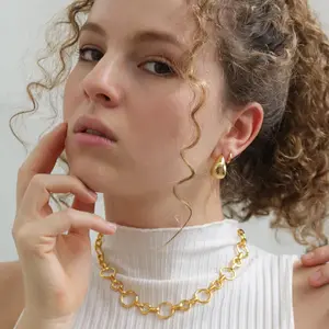 Monarda Claia Necklace