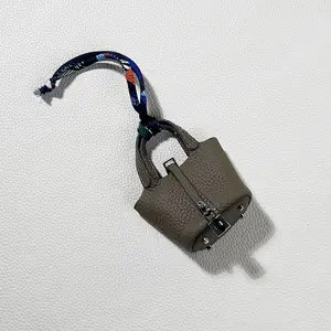 Classic Versatile Women's Bag Accessories Mini Compact Cute Vegetable Basket Pendant