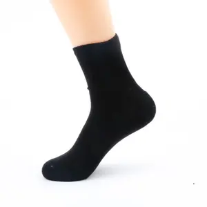 Pack of 1 Women's black Low Cut Cure Cracked Heels Socks for Comfortable Footwear with moisturizer embedded inside the socks