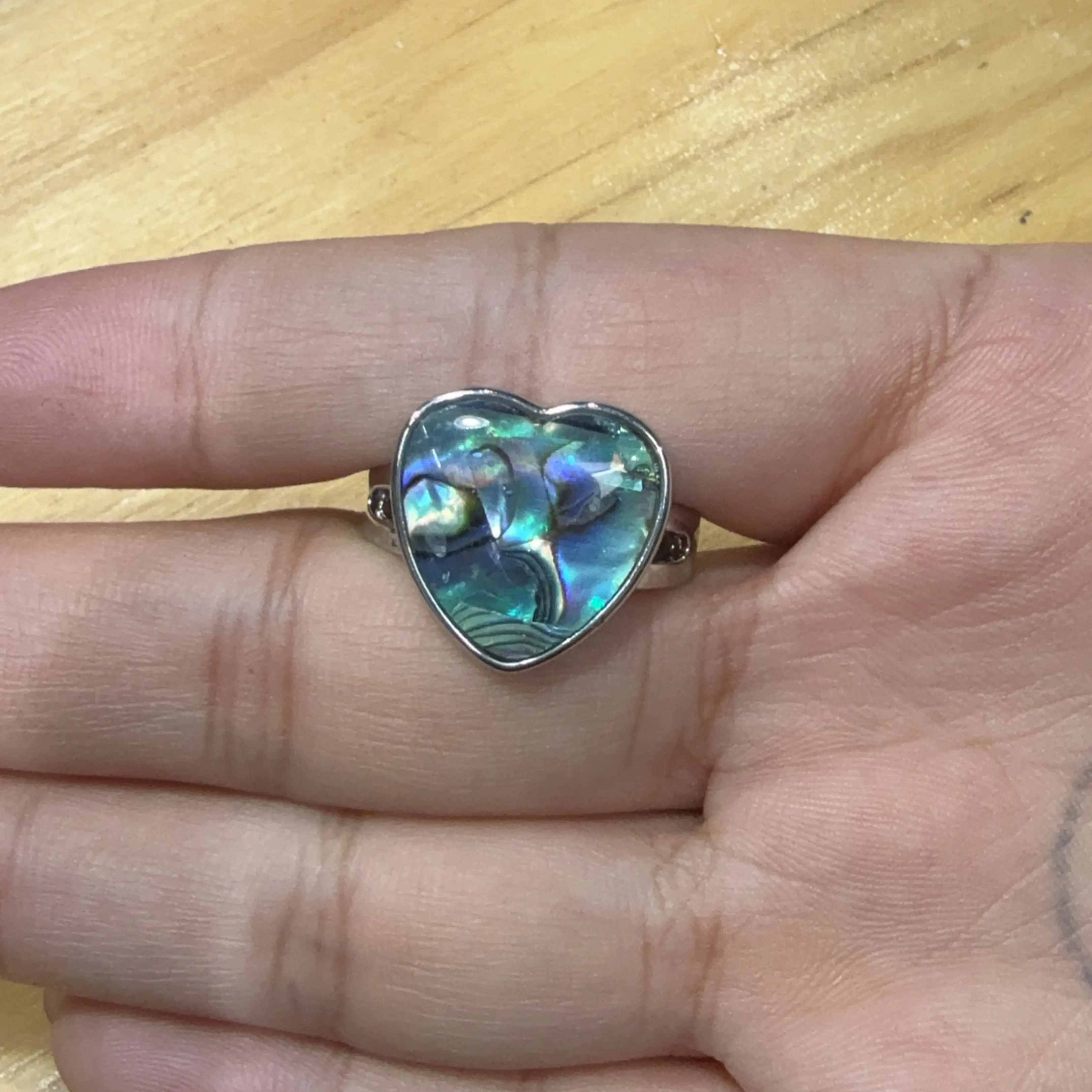Leah(17065)gc.Shell heart copper ring