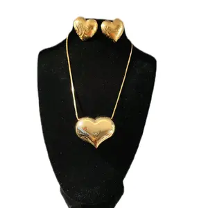 18k Heart Shaped Necklace & Earring 2-Piece Set, Heart Necklace Chain with Pendant, Daily Wear Chain & Link Costume Jewelry Accessory