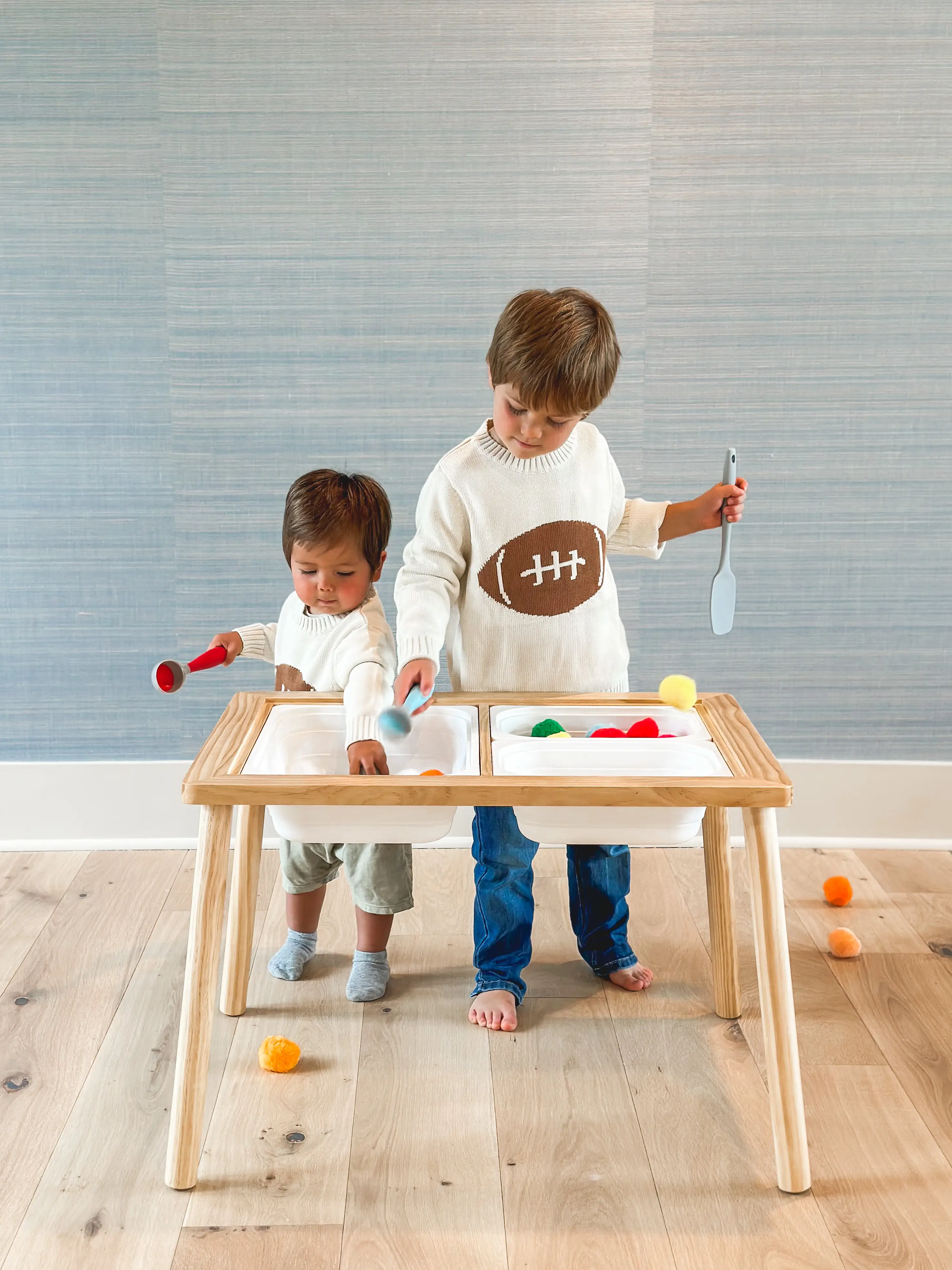 Beright Land Sensory Table with Storage Bins - 1 large +2 small bins included