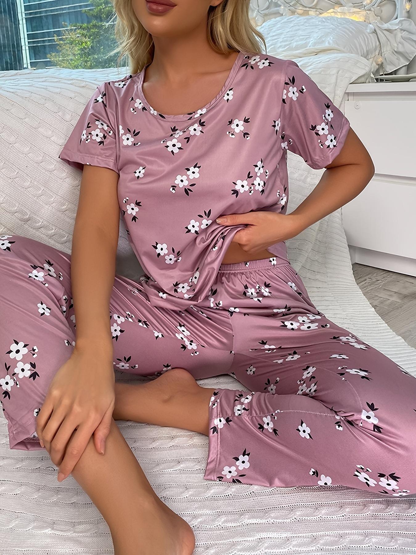 Womens Summer Sleepwear Set - Printed Round Neck Short Sleeve Top and Pants - Comfortable Home Pajama Two-Piece