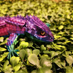 3D Printed Dual Colorshifting Lizard w/ Glass Eyes.