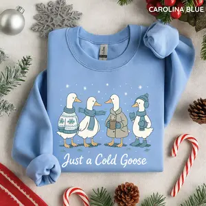 Winter Goose Sweatshirt, Funny Cozy Goose Top, Cute Winter Animals, Winter Trendy, Snow Funny Goose Shirt
