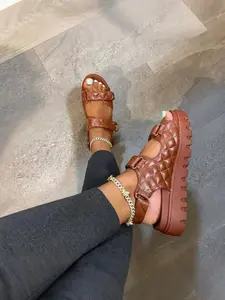 2026 New Women's Quilted Getaway Platform Sandals, Adjustable Velcro Chunky Summer Shoes, Non-Slip Thick Sole, Comfortable Open Toe Footwear