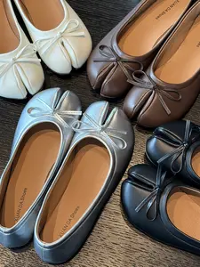 Silver Tabi Split-Toe Ballet Flats for Women, Bow Accent Soft Leather Slip-On Loafers, Trendy Flat Shoes for Party Casual Daily Wear, Must-Have Fashion Footwear