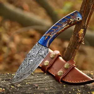 Hand Forged Outdoor Damascus Steel Blade Pancake Skinner Knife With Sheath