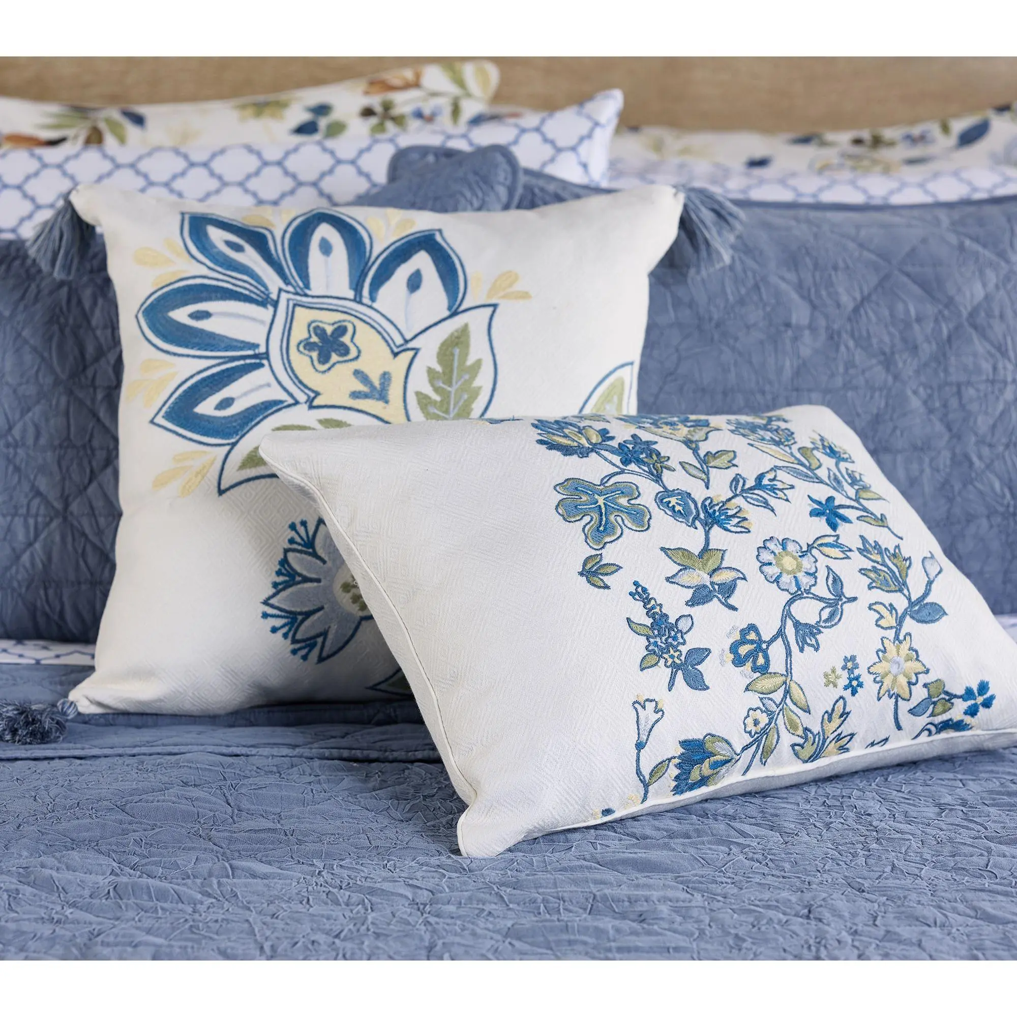 Home Reflections S/2 Jacobean Floral Decorative Pillows Home Reflections S/2 Jacobean Floral Decorative Pillows