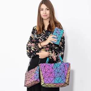 LOVEVOOK Geometric Luminous Purses and Handbags for Women Holographic Reflective Crossbody Bag Wallet LOVEVOOK