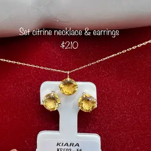 Natural citrine  earrings  and necklace set. In 18k Japan gold