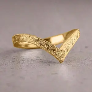 Floral Spiral V Shape Ring for Women – Adjustable Open Band Statement Ring, Minimalist Decorative Jewelry