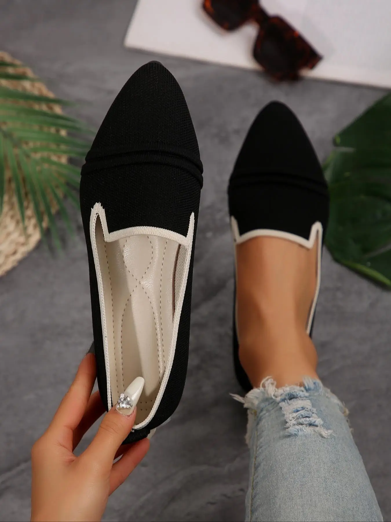 Women's Fashionable Solid Color Pointed Toe Slip on Flat Shoes, Casual Comfortable Flat Shoes for Daily Wear, Lightweight Breathable Shoes for Women &