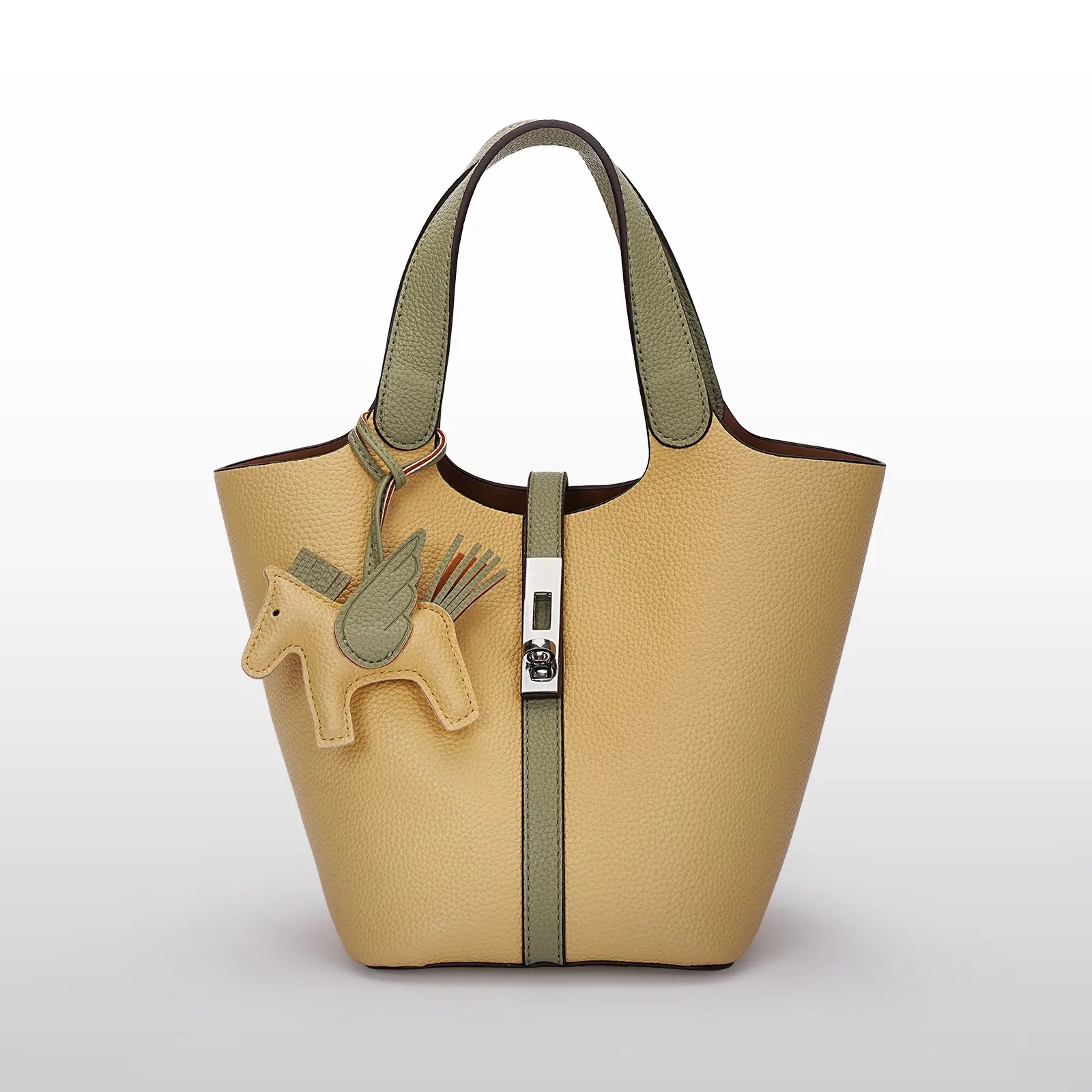 Turmeric and water green