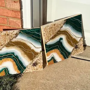 Resin Geode 12x12 Wall-mounted