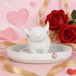 Highland Cow Ring Holder with Circular Dish, Plastic Farmhouse & Bohemian Style Marble Cute Unique Women Gifts Stuff Ring Jewelry Plate Organizer for Bathroom Office Home Room Desk Decor,Christmas Gifts
