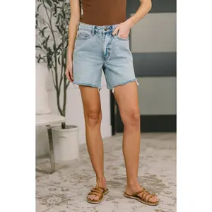 Evelyn Mid Rise Rigid Magic Dad Shorts