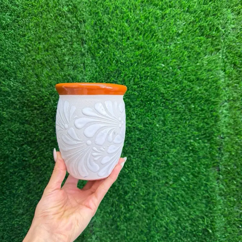 Handmade Relieve Cantarito Cielito Lindo-Blanco Boca Café-500ml.