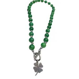 Yassy Creates | Green Aventurine Beaded Necklace with Clover Toggle Clasp